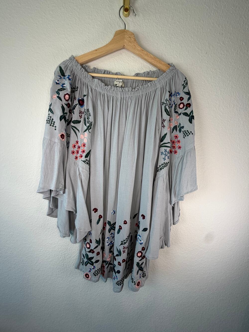Umgee Gray Floral Embroidered Off Shoulder Bell Sleeve Boho Blouse Top Sz M